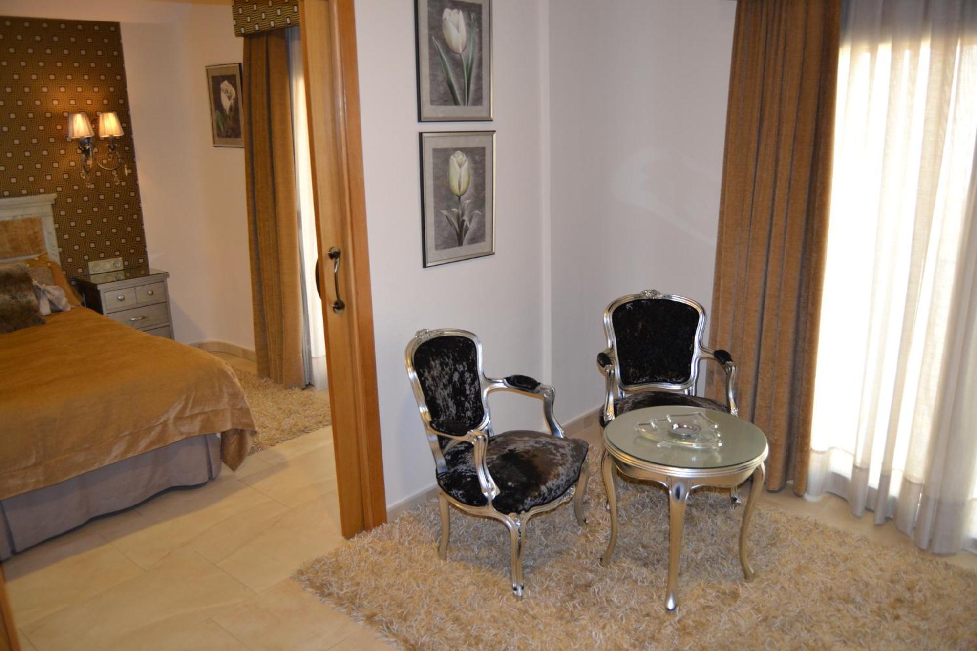 Granja de Rocamora Hotel Versalles חדר תמונה